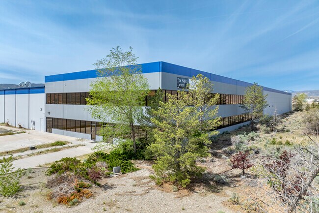 Plus de détails pour 101 Evans Ave, Dayton, NV - Industriel à louer