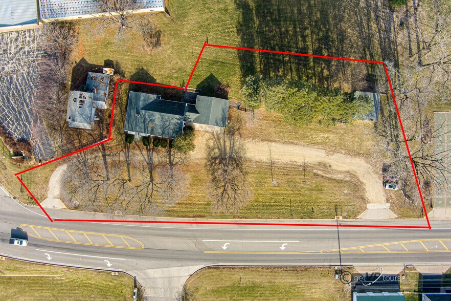 9808 W US Highway 20, Galena, IL à vendre - Photo du bâtiment - Image 2 de 28