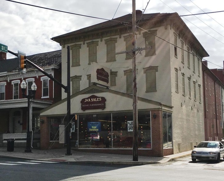 40 W Main St, Ephrata, PA for sale - Building Photo - Image 1 of 1