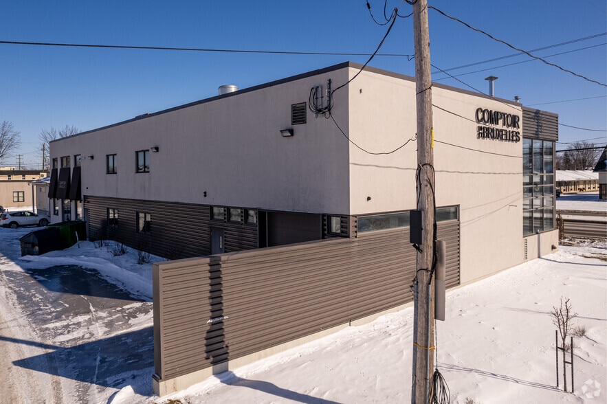 297-333 Boul Harwood, Vaudreuil-dorion, QC for sale - Building Photo - Image 3 of 5