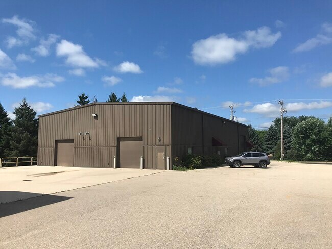 More details for 612 N Main St, Cottage Grove, WI - Industrial for Lease