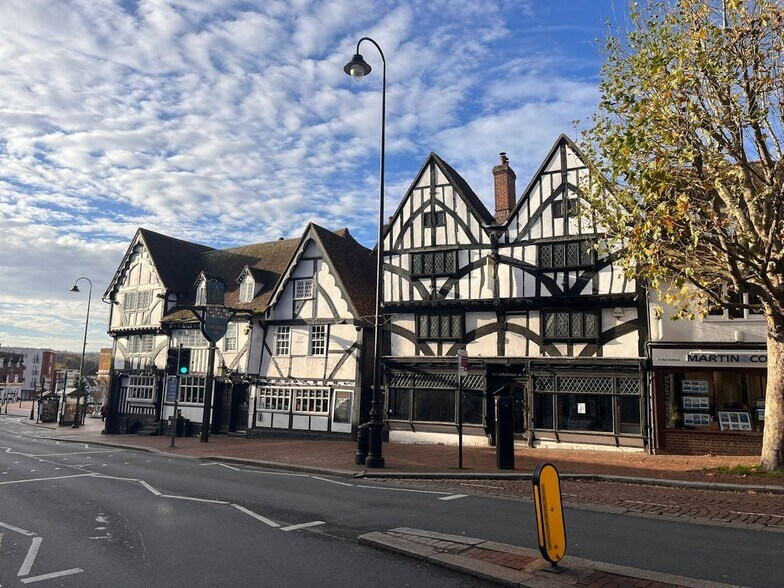 124 High St, Tonbridge à louer - Photo du bâtiment - Image 2 de 4