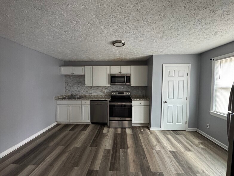 1410 Cave Spring Rd Sw, Rome, GA à vendre - Photo du bâtiment - Image 2 de 8