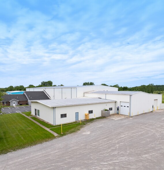 1101 Commerce Pky, Findlay, OH à vendre - Photo du bâtiment - Image 3 de 7