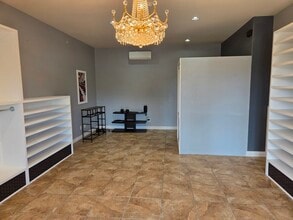 30 E Lipoa St, Kihei, HI for lease Interior Photo- Image 2 of 9