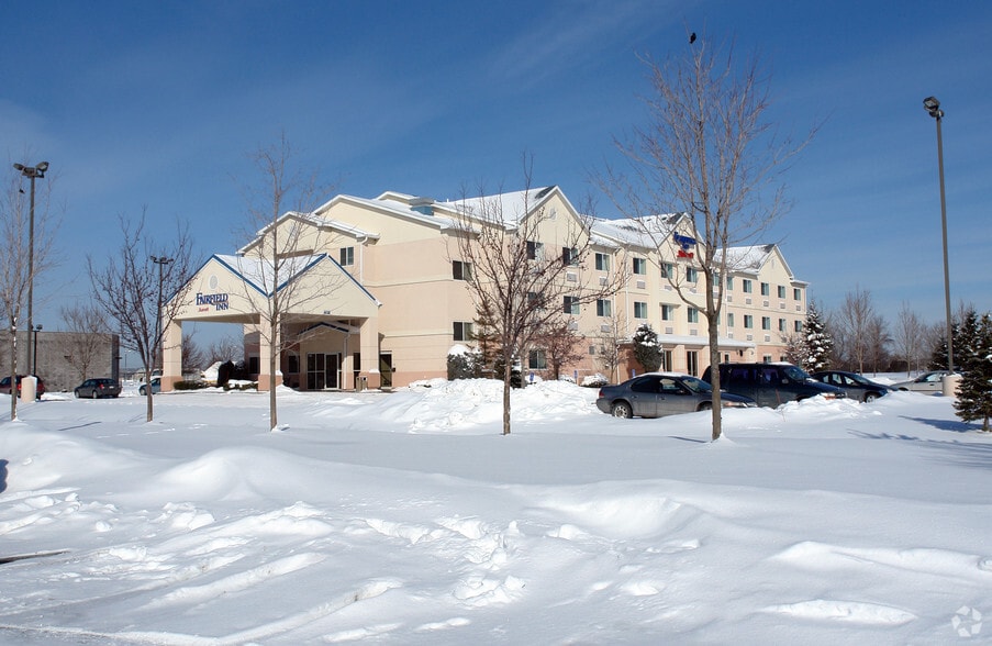 3979 State Route 31, Liverpool, NY for sale - Building Photo - Image 2 of 4