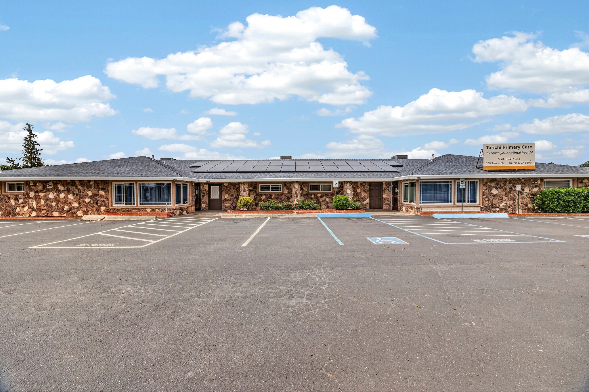 320 Solano St, Corning, CA for sale Primary Photo- Image 1 of 19
