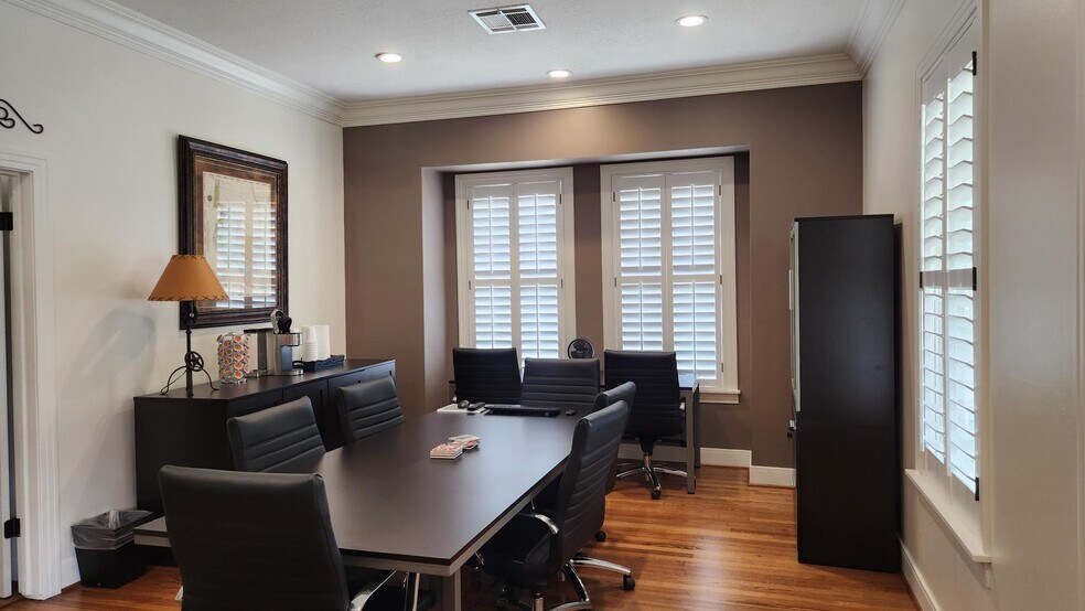 5702 4th St, Katy, TX à louer - Photo du bâtiment - Image 3 de 18