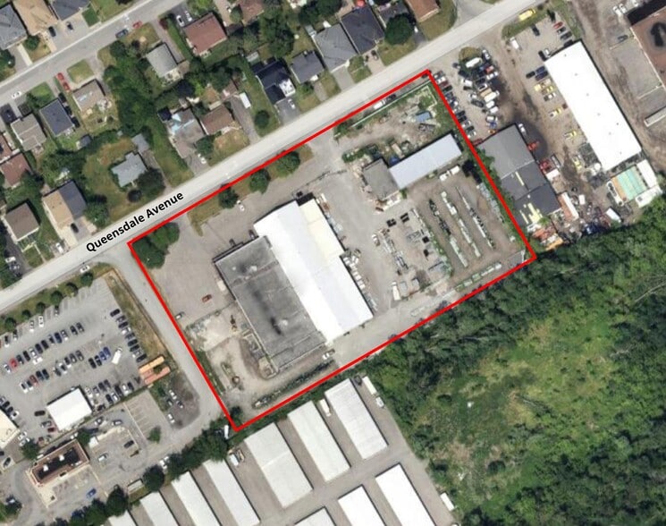 1740 Queensdale Av, Ottawa, ON for lease - Building Photo - Image 1 of 4