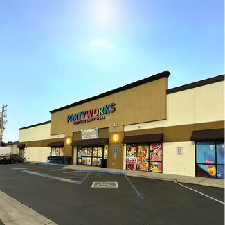 Plus de détails pour 1917 W Caldwell Ave, Visalia, CA - Commerce de détail à louer