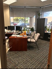 1760 S Stemmons Fwy, Lewisville, TX à louer Photo intérieure- Image 1 de 7