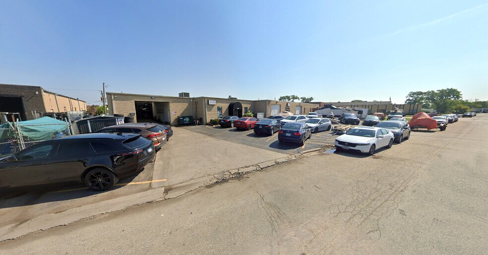 2420-2424 Hamilton Rd, Arlington Heights, IL à vendre - Photo du bâtiment - Image 3 de 4