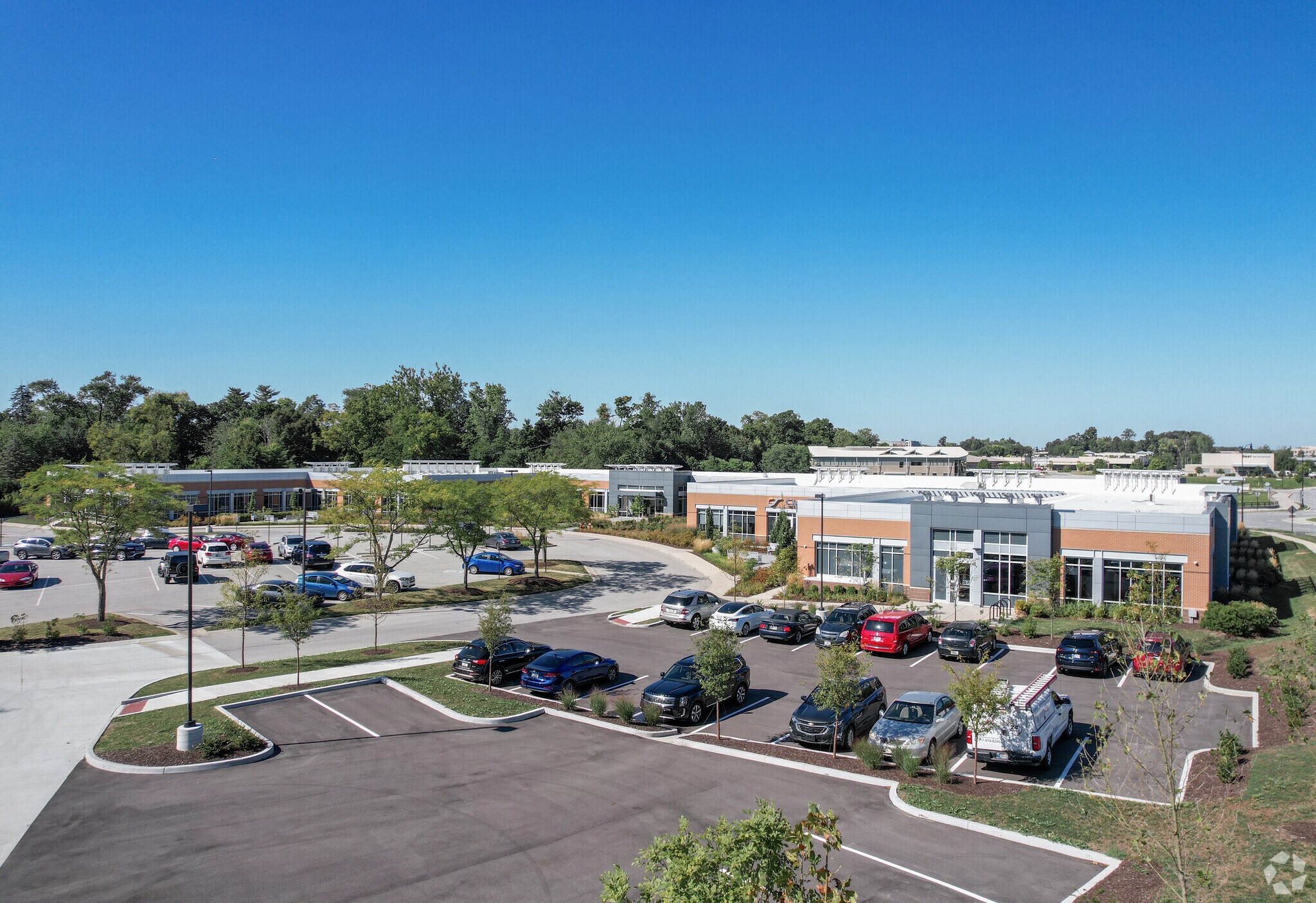 645 W Carmel Dr, Carmel, IN for lease Primary Photo- Image 1 of 14