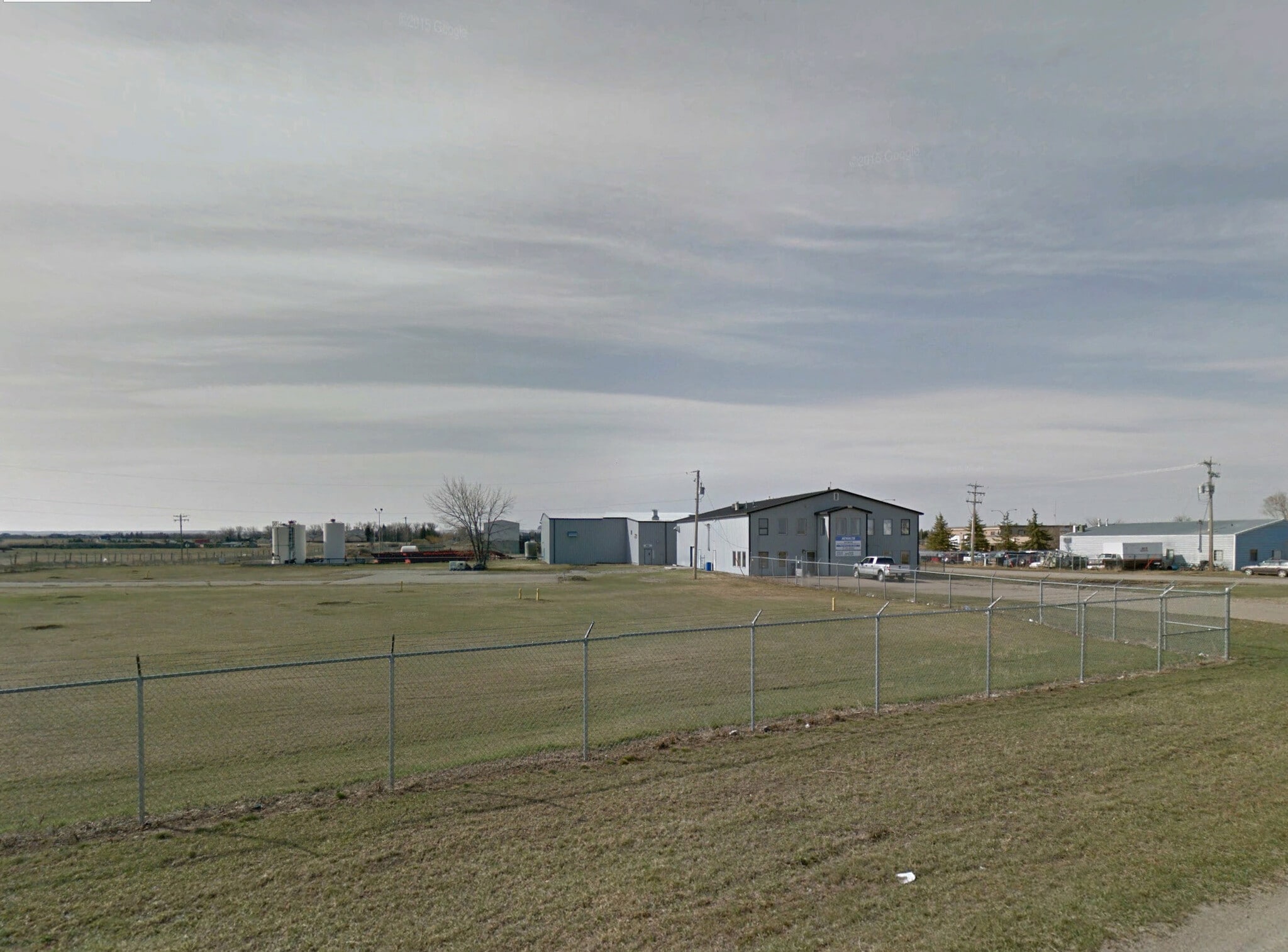 305 E Railway, Raymond, AB for sale Primary Photo- Image 1 of 5