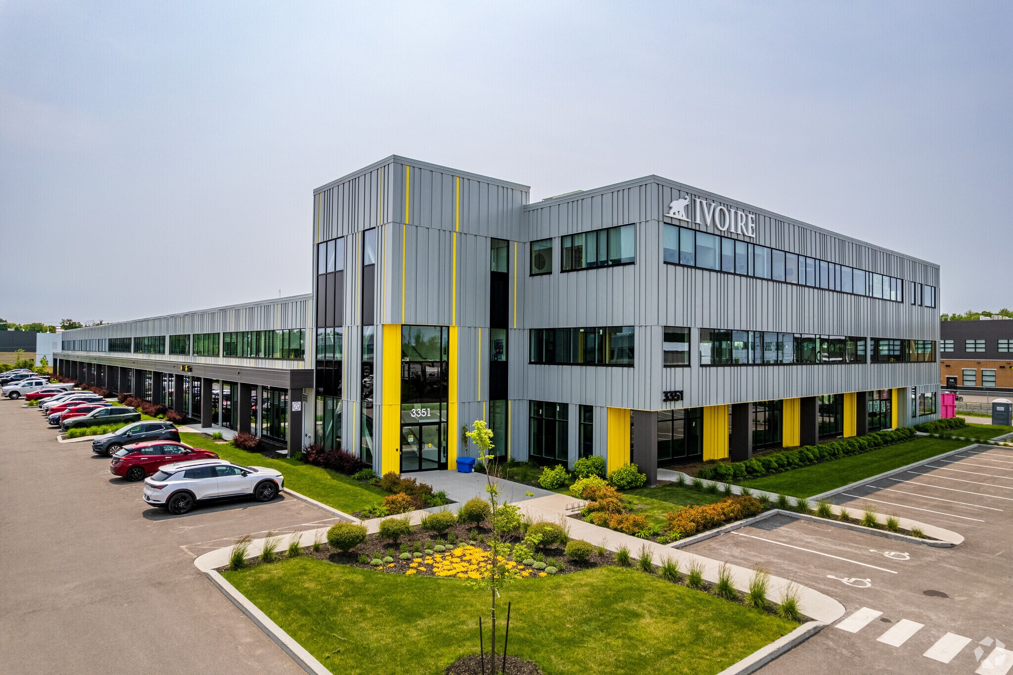 3351 Av De La Gare, Mascouche, QC à louer Photo principale- Image 1 de 7