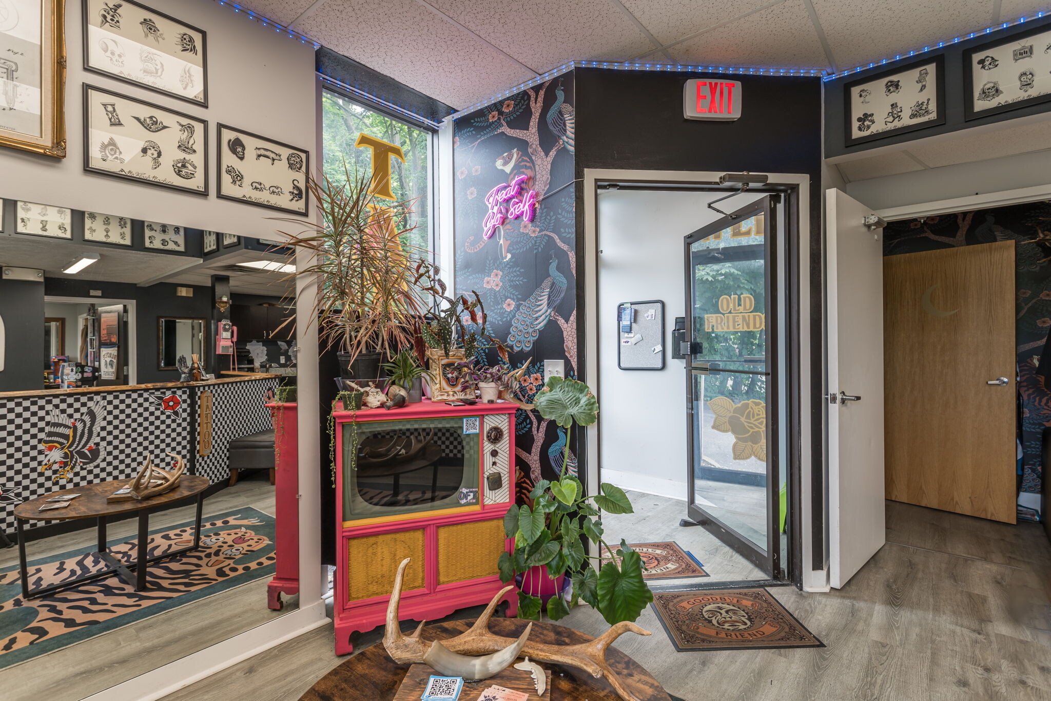 241 Norris Dr, Rochester, NY for lease Interior Photo- Image 1 of 12