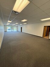 7401 Coldwater Rd, Fort Wayne, IN for lease Interior Photo- Image 2 of 4
