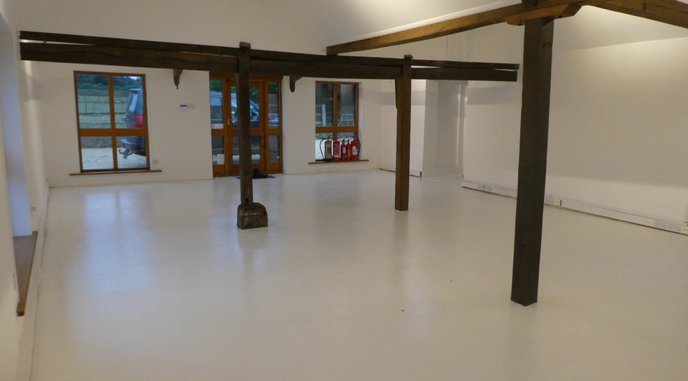 Worthing Rd, West Grinstead for lease - Interior Photo - Image 3 of 5