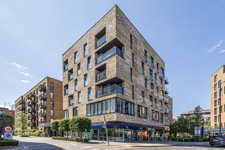 Plus de détails pour Plough Way, Londres - Commerce de détail à louer