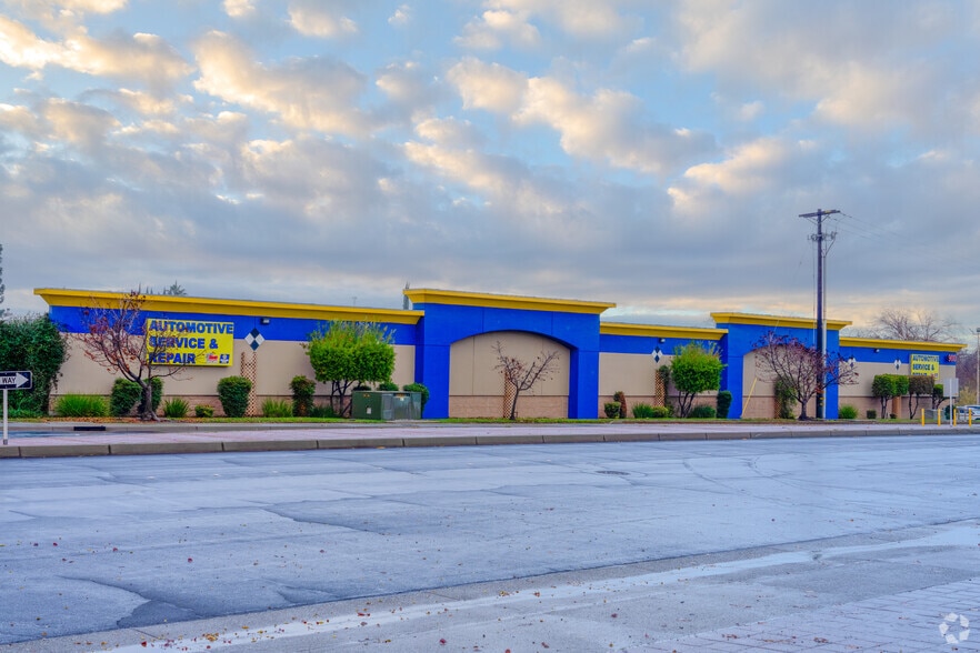 900 Riverside Blvd, Roseville, CA for lease - Building Photo - Image 2 of 3
