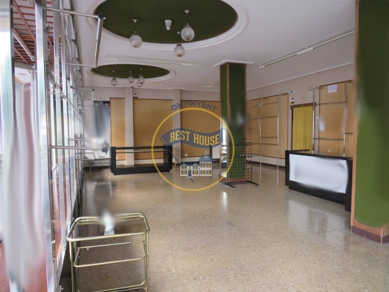 Retail in Ontinyent, Valencia for lease - Building Photo - Image 3 of 12