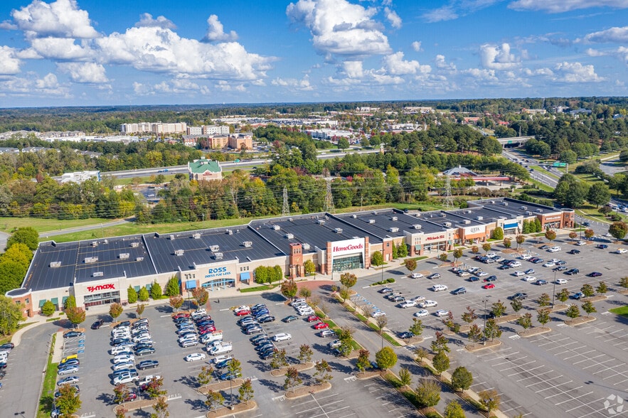 1910 Cinema Drive, Rock Hill, SC for lease - Building Photo - Image 1 of 7