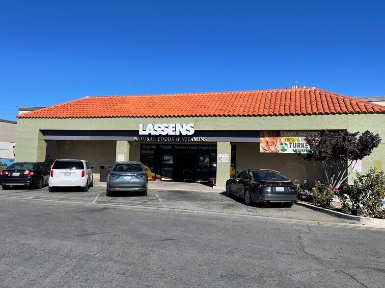 44204-44276 10th St W, Lancaster, CA à louer - Photo du bâtiment - Image 2 de 21