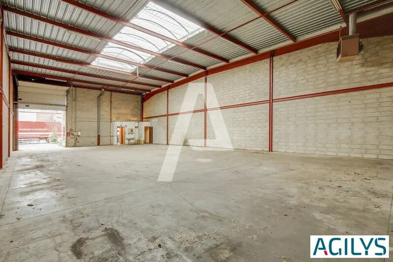 22 Rue Gutenberg, Bondoufle for lease - Interior Photo - Image 1 of 11