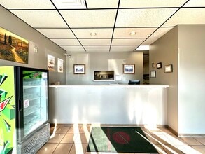 9515-9521 Indianapolis Blvd, Highland, IN for lease Interior Photo- Image 2 of 9