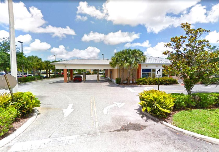 6600 S Kanner Hwy, Stuart, FL for sale Primary Photo- Image 1 of 1