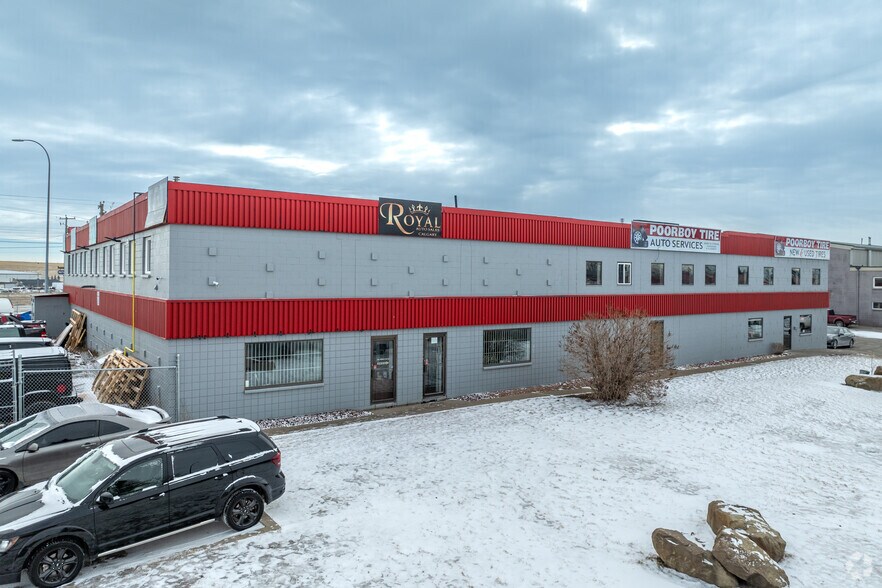 5115-5125 Hubalta Rd SE, Calgary, AB à vendre - Photo principale - Image 1 de 1