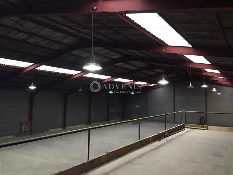 Flex dans Chambray-lès-Tours à louer - Photo du bâtiment - Image 2 de 6