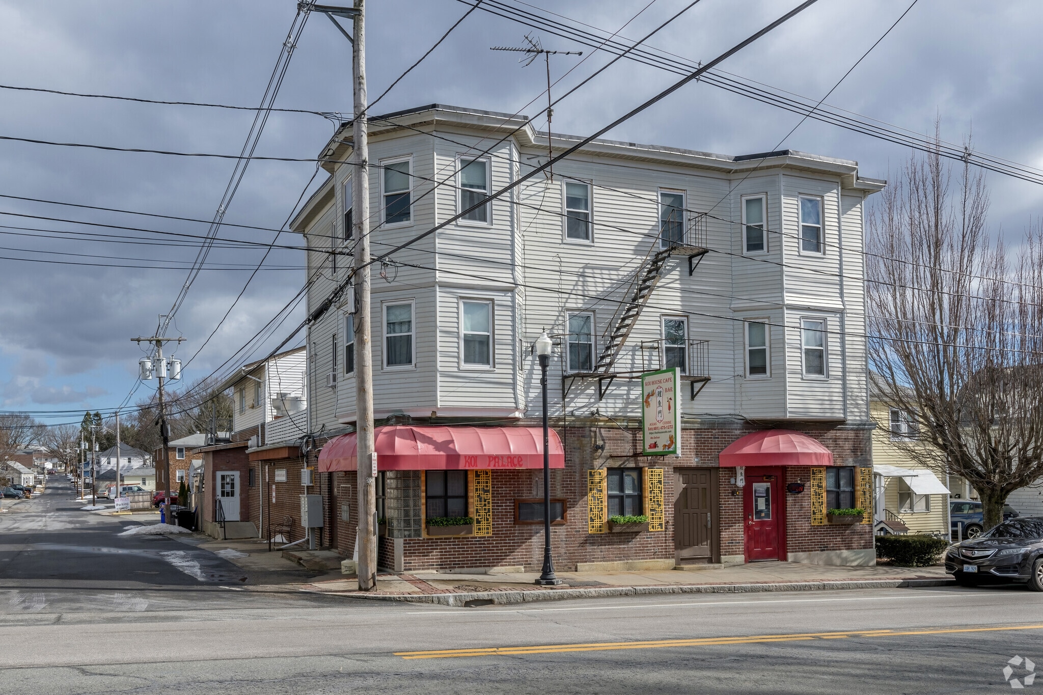 1027 Charles St, North Providence, RI for sale Primary Photo- Image 1 of 6