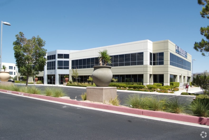 8906 Spanish Ridge Ave, Las Vegas, NV for sale - Building Photo - Image 3 of 15