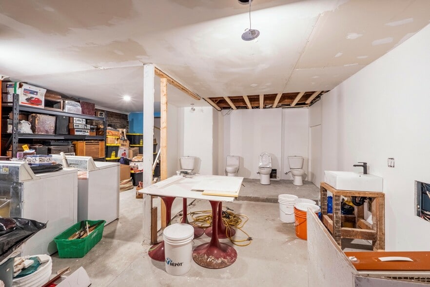 129 Rue Frontenac, Sherbrooke, QC for lease - Building Photo - Image 3 of 6