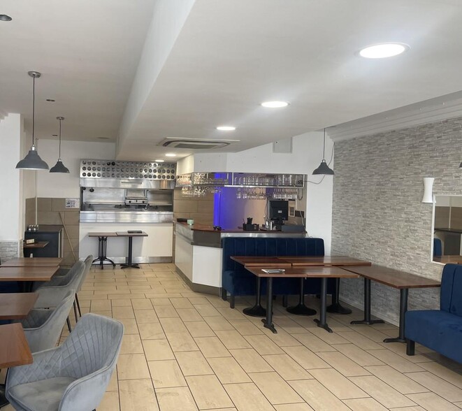 Sidcup High St, Sidcup à louer - Photo du bâtiment - Image 3 de 11