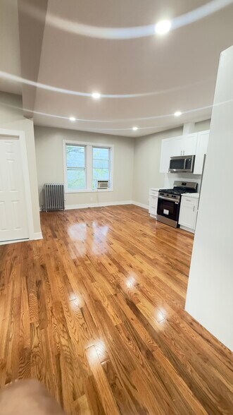 114 Orchard St, Newark, NJ à vendre - Photo du bâtiment - Image 3 de 14
