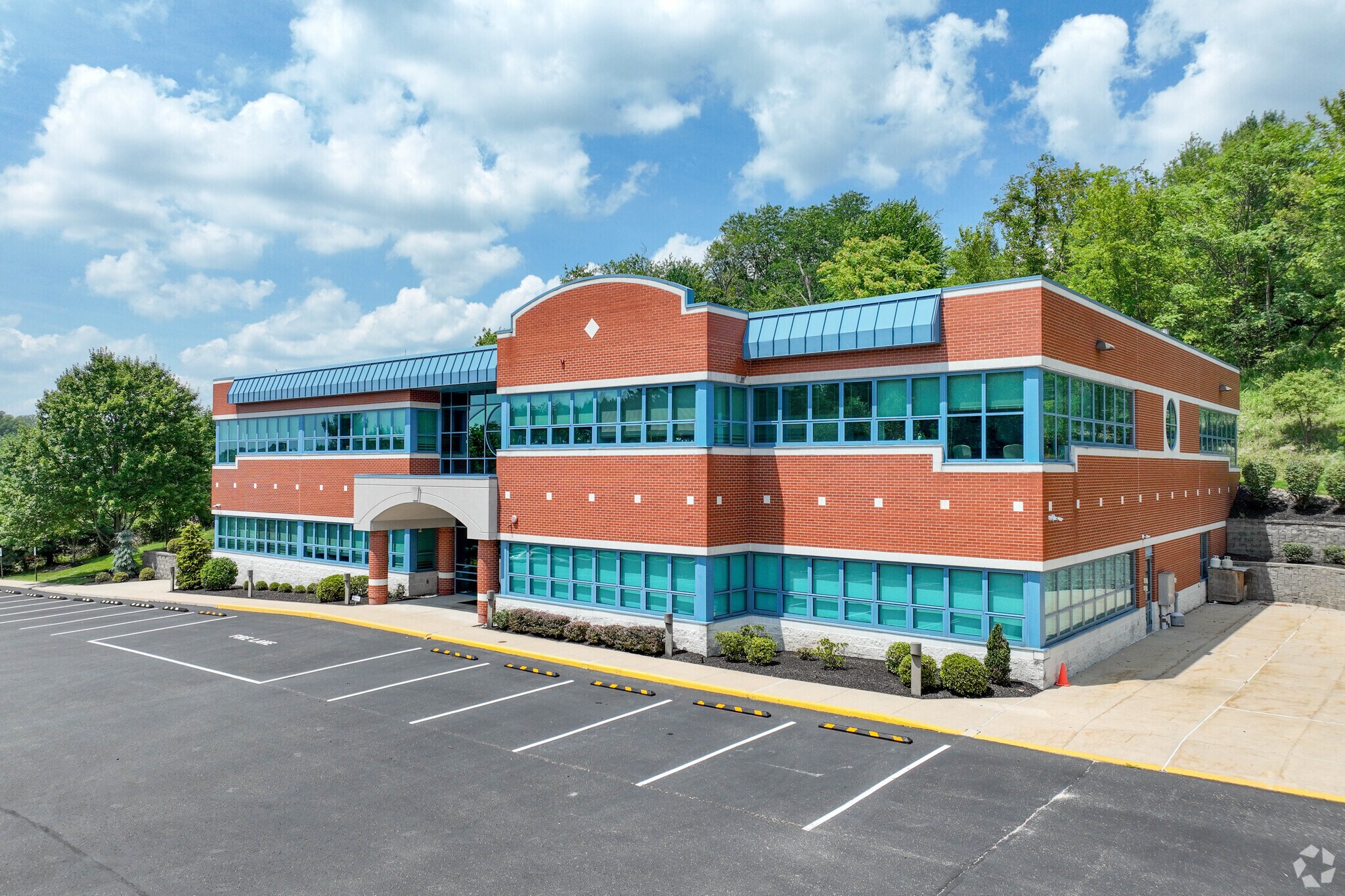 125 Hillvue Ln, Pittsburgh, PA à louer Photo principale- Image 1 de 5