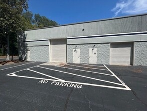 100 Chastain Center Blvd, Kennesaw, GA for lease Building Photo- Image 1 of 6