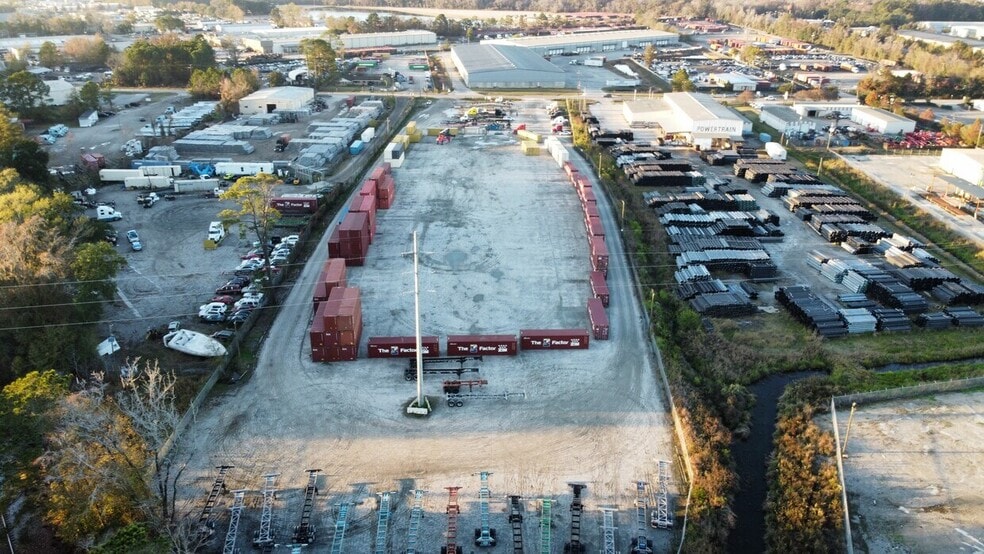 420 Telfair Road, Garden City, GA for lease - Building Photo - Image 3 of 19