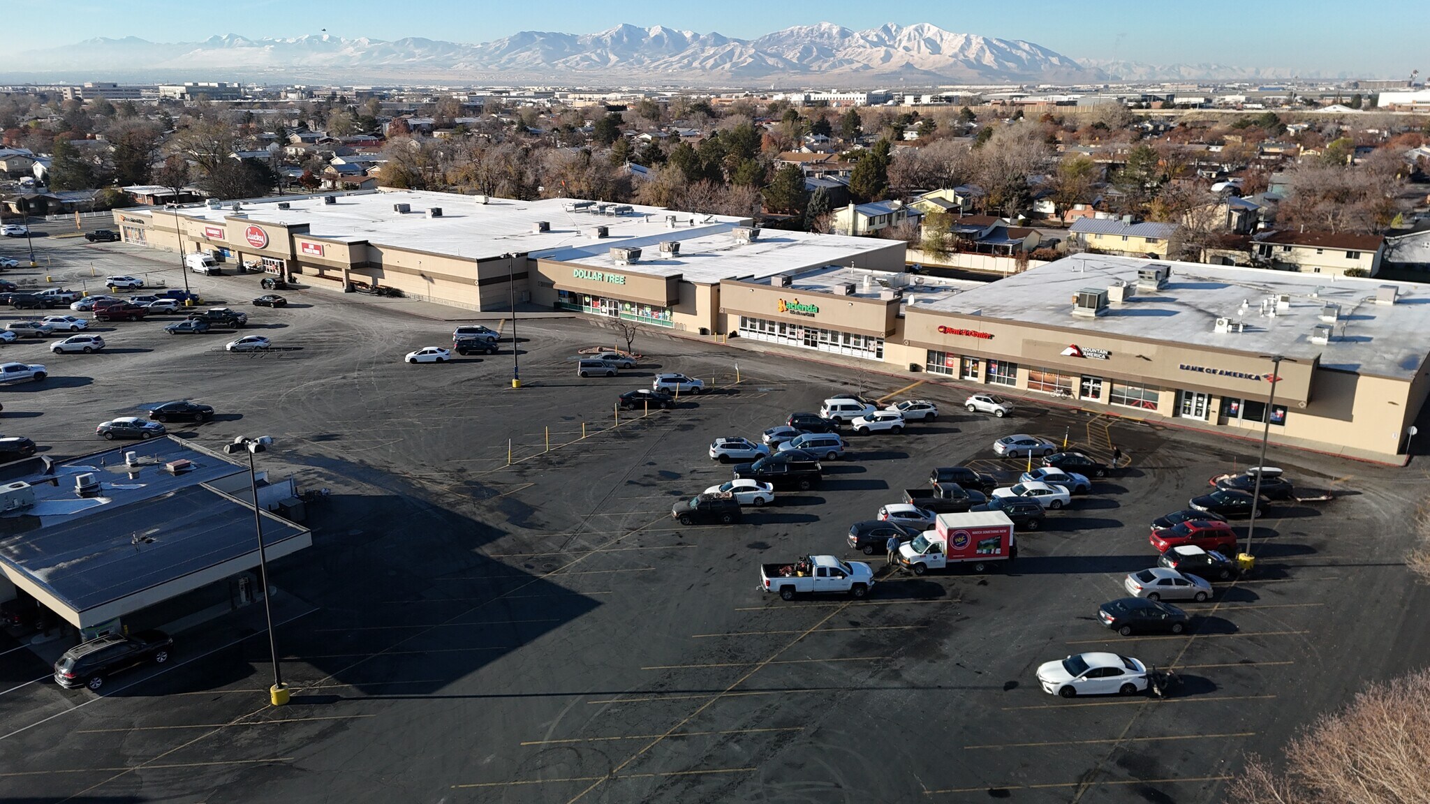 729-799 N Redwood Rd, Salt Lake City, UT for lease Building Photo- Image 1 of 6