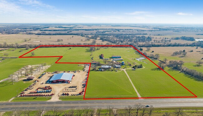Plus de détails pour 3052 HWY 82 E, Paris, TX - Terrain à vendre