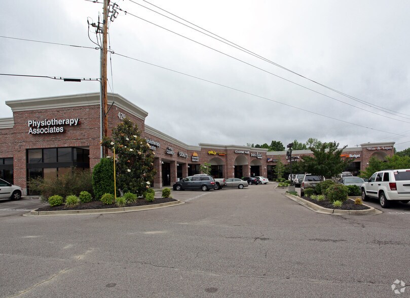 420 S Germantown Pky, Cordova, TN à louer - Photo du bâtiment - Image 3 de 6