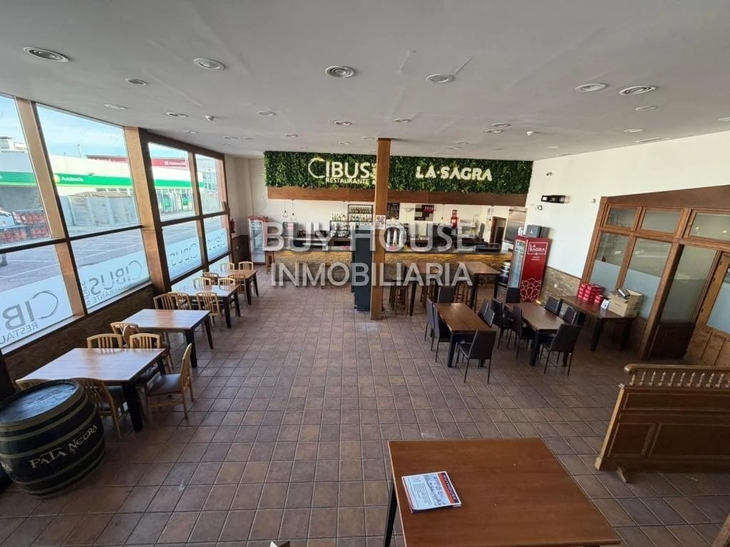 Illescas, TOL 45200 - Unité REST -  - Photo intérieure - Image 1 of 11