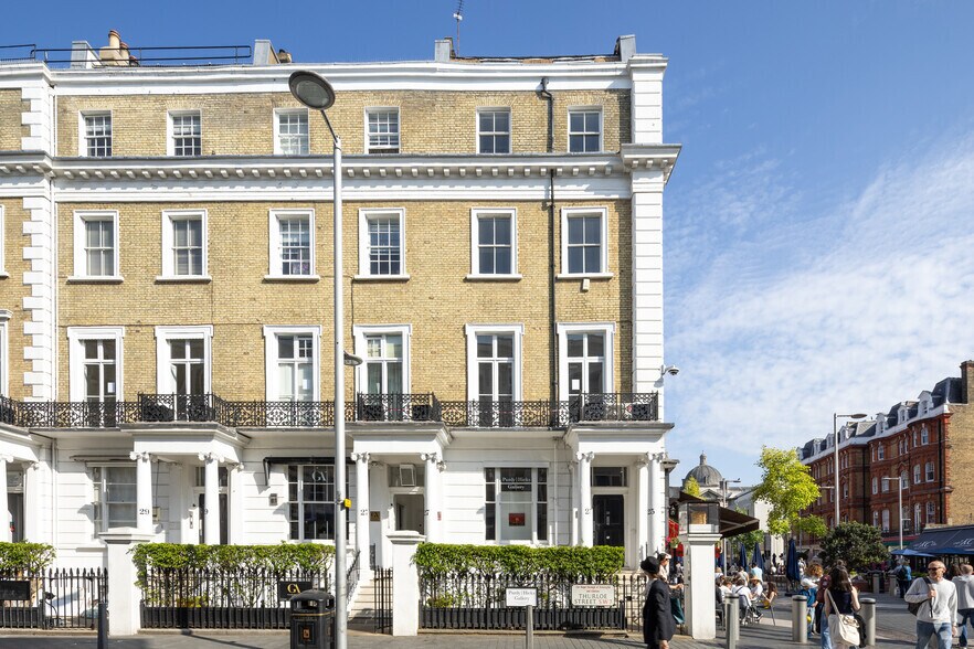 25 Thurloe St, Londres à louer - Photo du bâtiment - Image 2 de 2