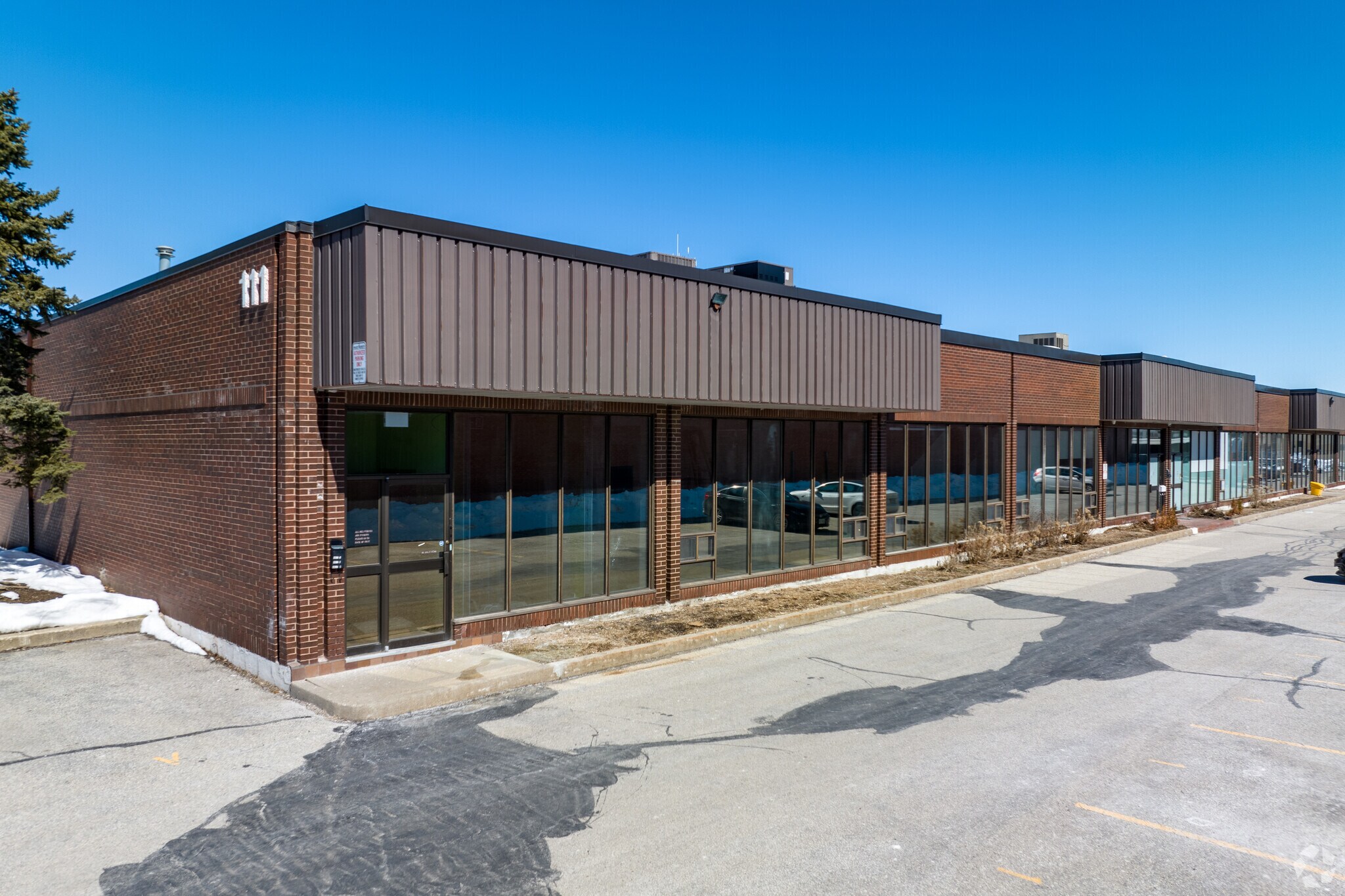 111 Finchdene Sq, Toronto, ON for sale Primary Photo- Image 1 of 1