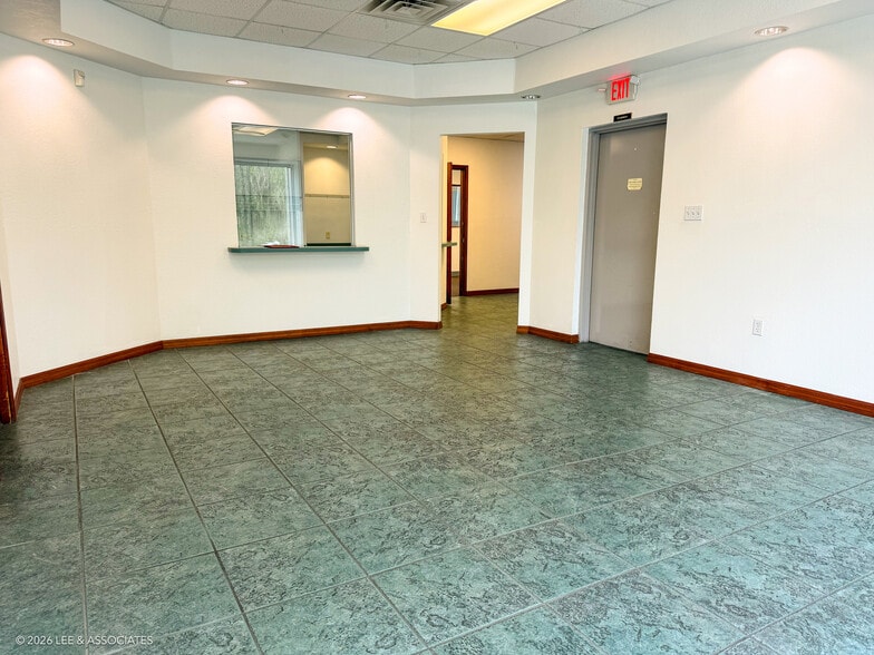 4741 NW 8th Ave, Gainesville, FL for sale - Building Photo - Image 3 of 14