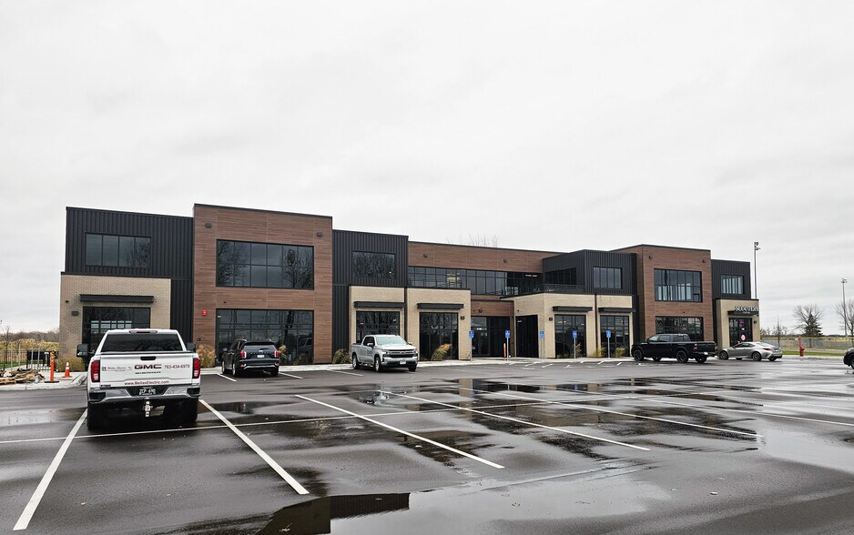 2180 105th N ave, Blaine, MN à vendre - Photo principale - Image 3 de 3