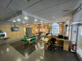 Plus de détails pour Commerce de détail à louer