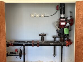 7001 NW 4th Blvd, Gainesville, FL à vendre Photo intérieure- Image 1 de 8